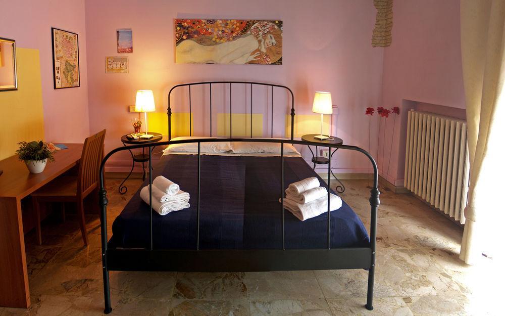 B&B Cameracaffe Centro Αρέτσο Εξωτερικό φωτογραφία